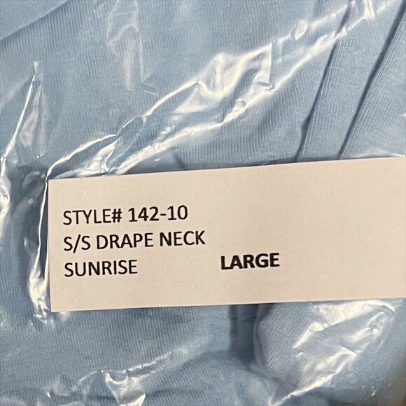 San Francisco City Lights Soft Drape Neck Tee T-Shirt Light Blue Large NEW - Picture 7 of 7